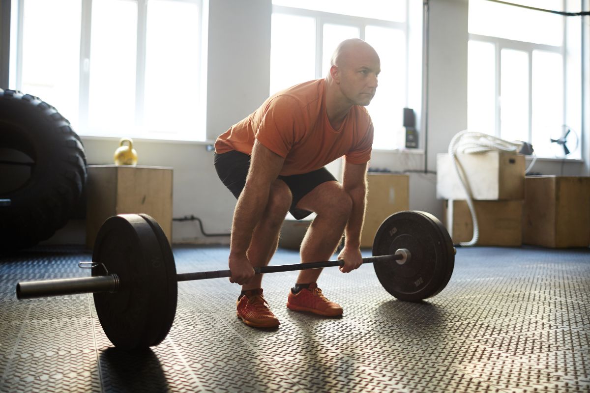 Glutes Exercise with a Deadlift